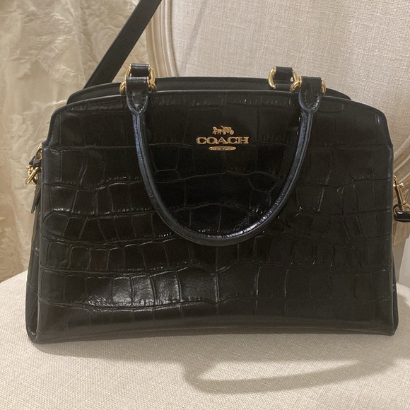 Coach Lillie Carryall with croc embossed detail. - Picture 7 of 16